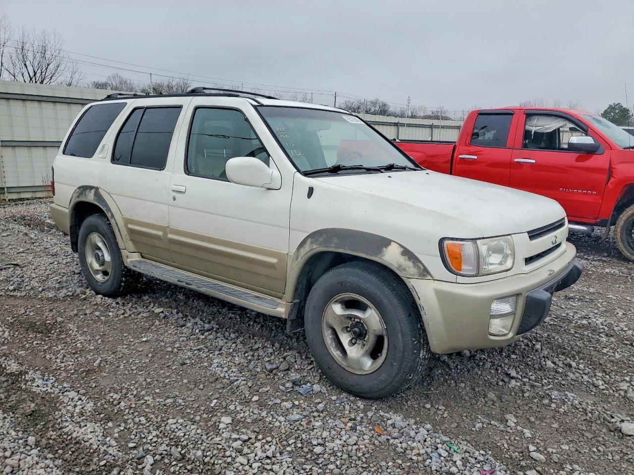 1999 Infiniti QX4