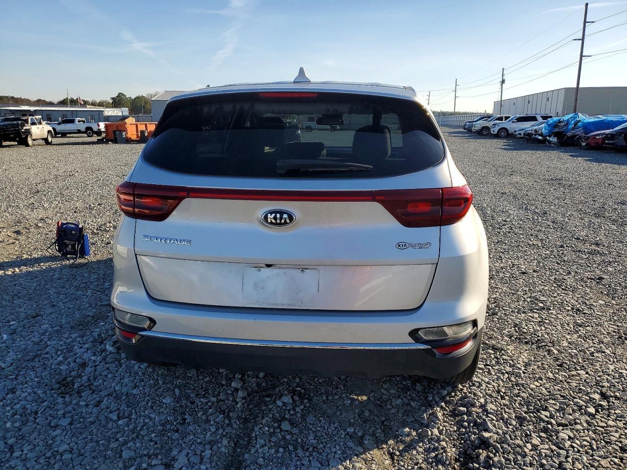 2021 KIA Sportage lx