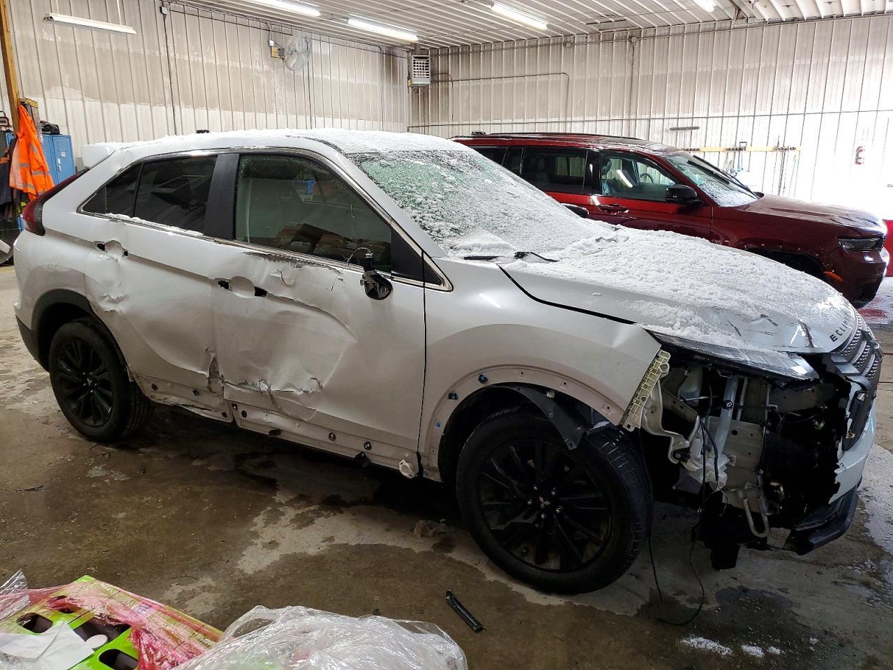 2023 Mitsubishi Eclipse Cross le