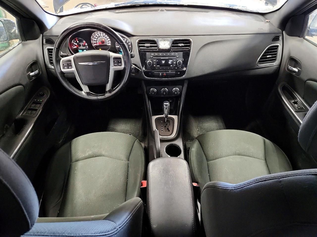 2012 Chrysler 200 Touring