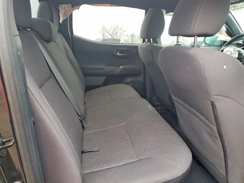 2017 Toyota Tacoma Double cab