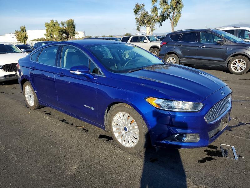 2015 Ford Fusion se Hybrid