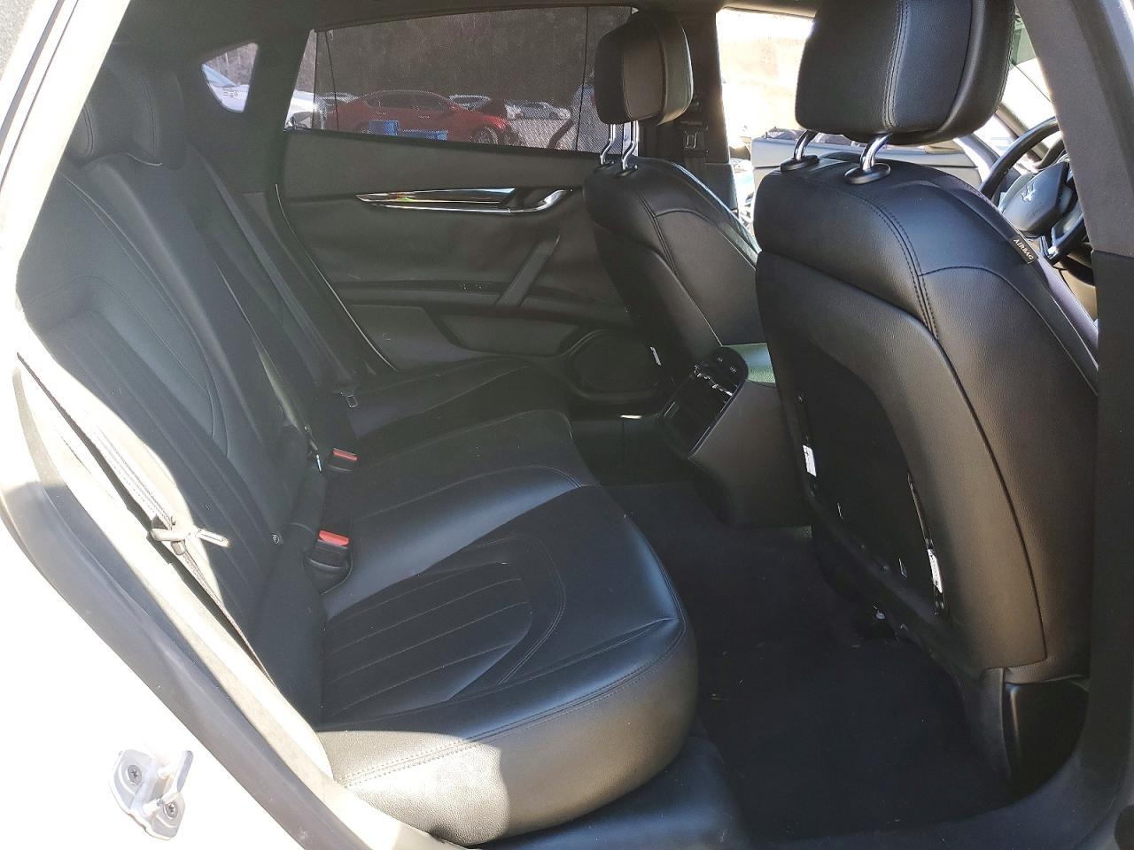 2017 Maserati Quattroporte s