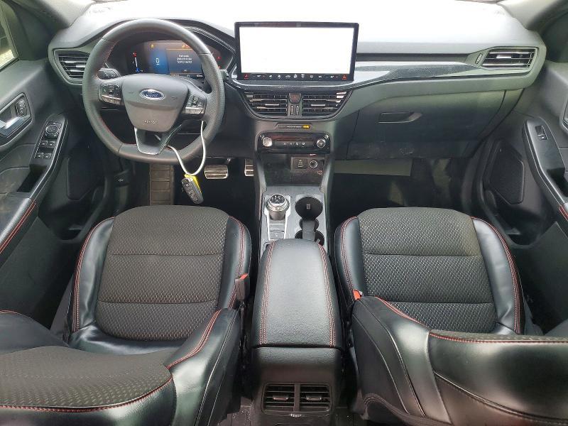 2024 Ford Escape st Line