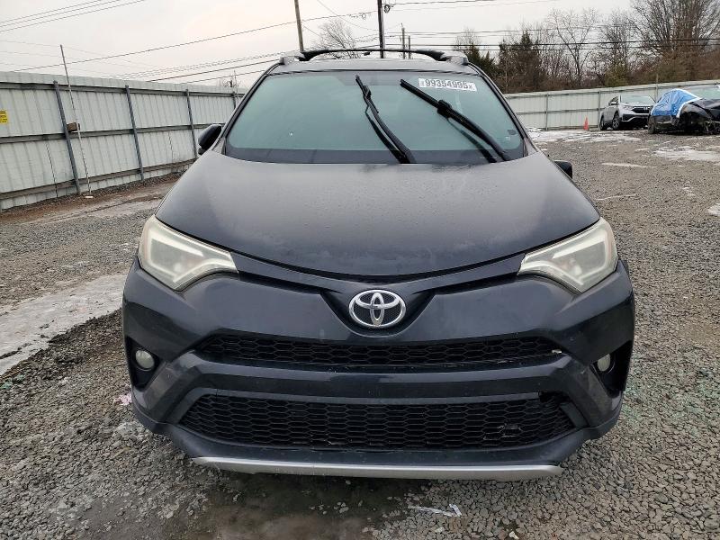 2016 Toyota Rav4 se