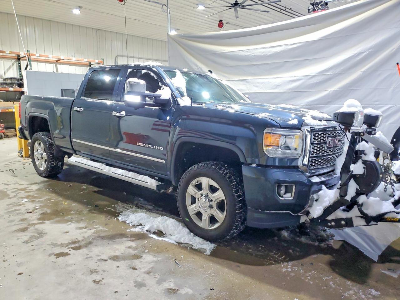 2017 GMC Sierra C2500 SLE
