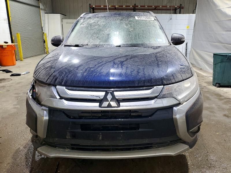 2016 Mitsubishi Outlander se