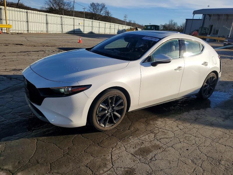 2023 Mazda 3 Premium