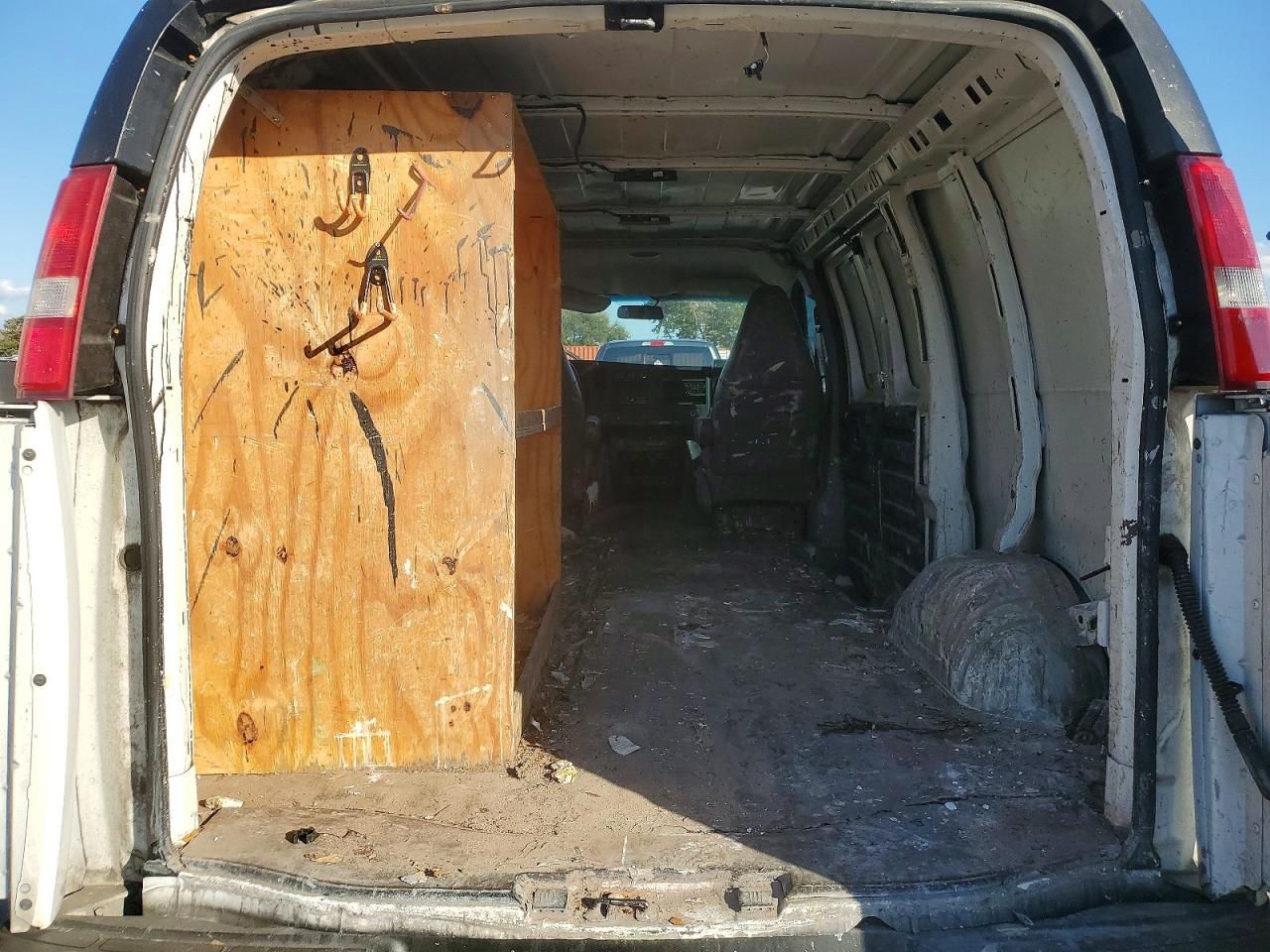 2019 Chev Express Cargo 2500 1