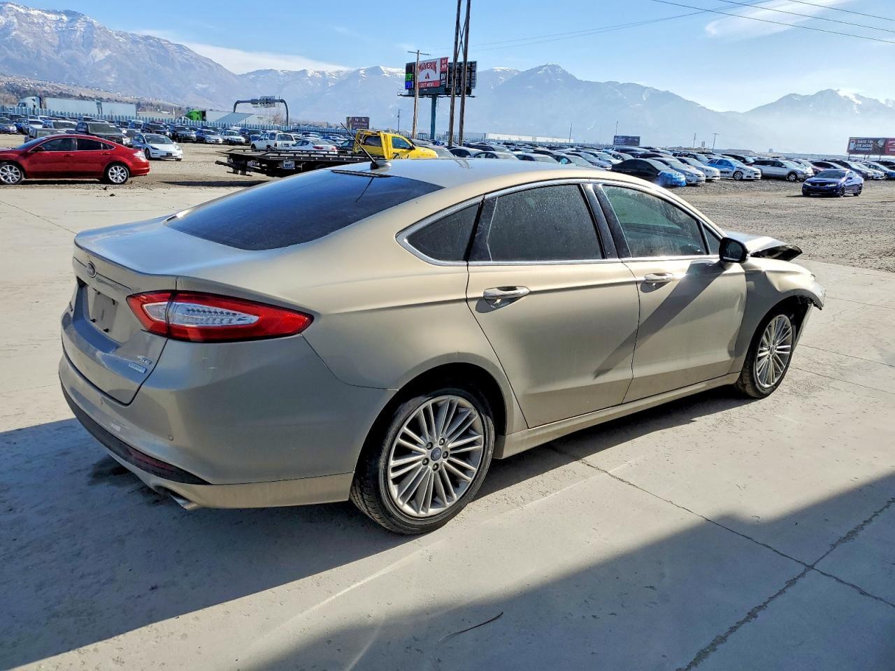 2016 Ford Fusion se