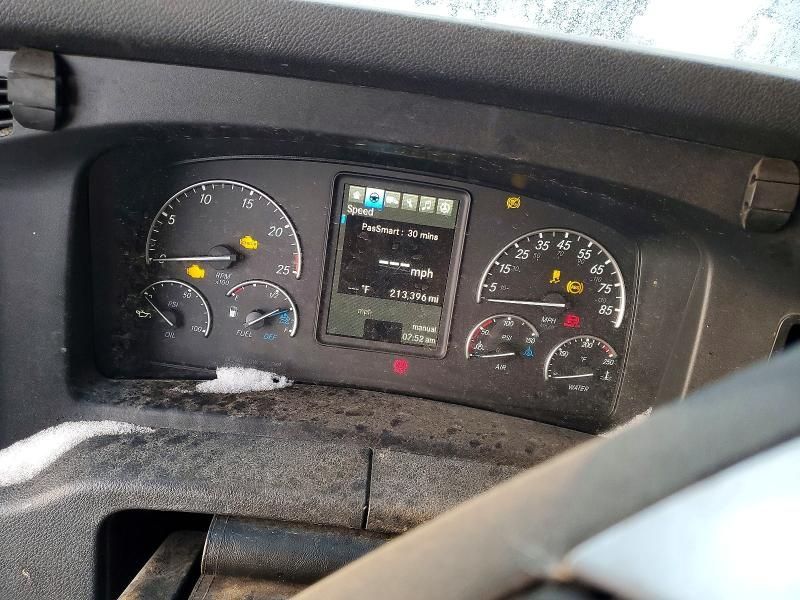 2024 Freightliner Cascadia 126 Semi Truck