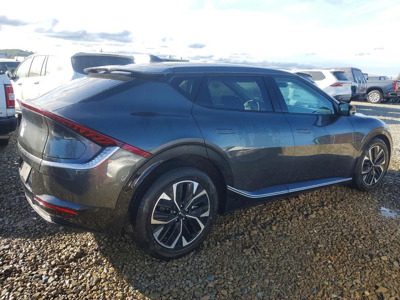 2023 KIA EV6 Light