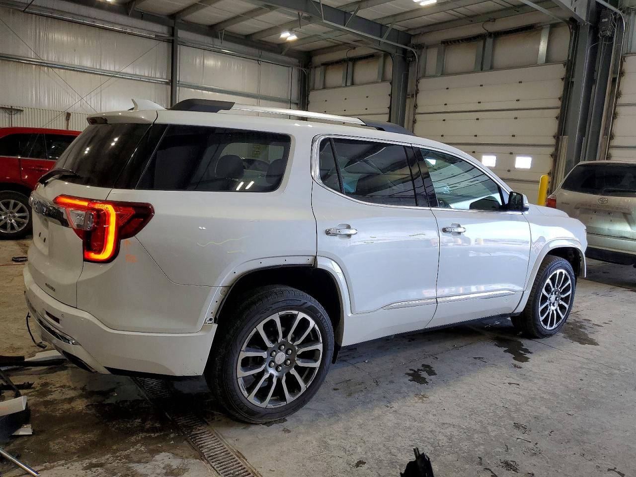 2020 GMC Acadia Denali