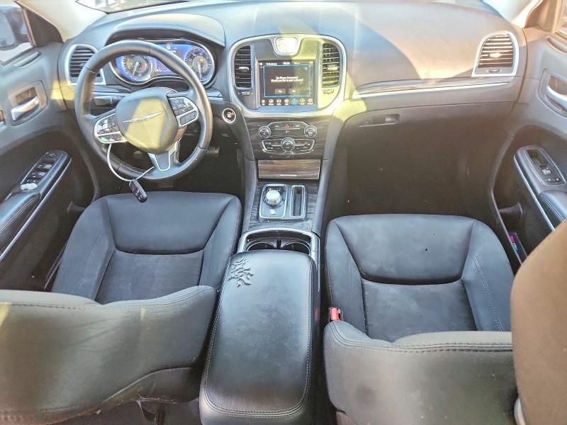 2019 Chrysler 300 Touring