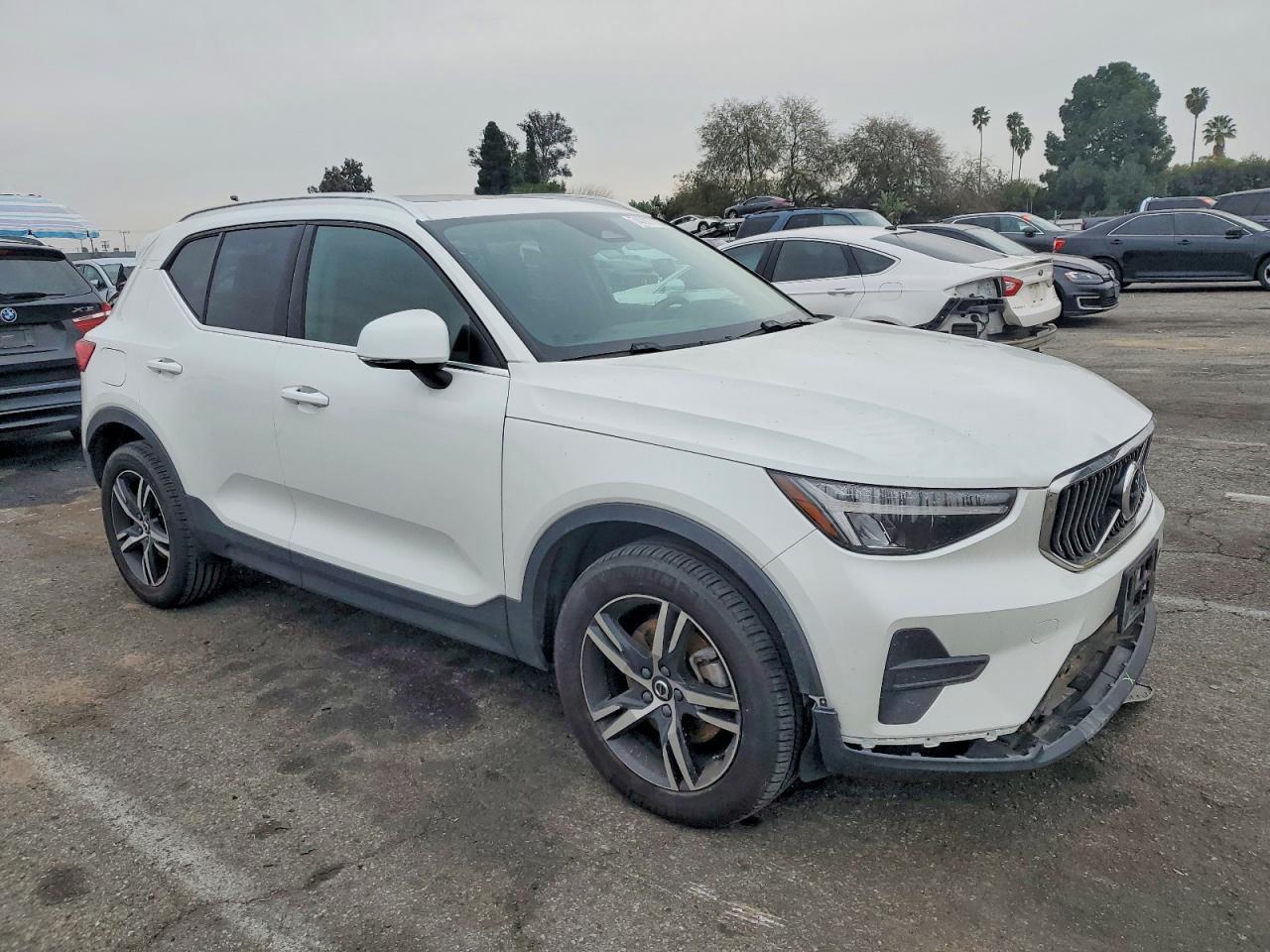 2025 Volvo Xc40 Core