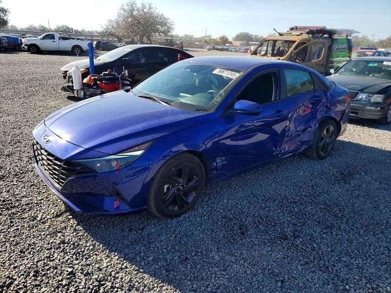 2022 Hyundai Elantra sel