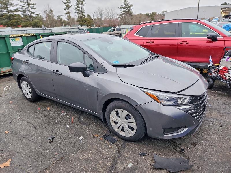 2025 Nissan Versa s