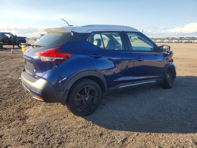 2019 Nissan Kicks s