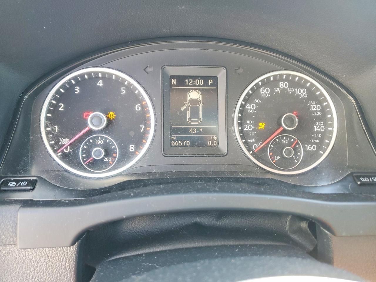 2016 Volkswagen Tiguan s