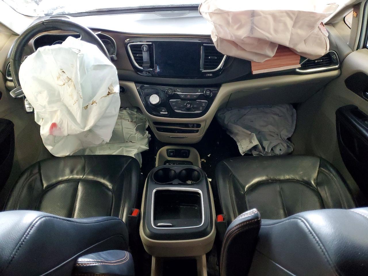 2017 Chrysler Pacifica Touring l Plus