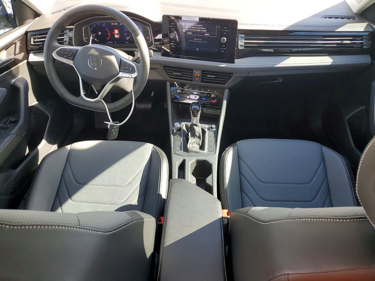 2025 Volkswagen Jetta sel