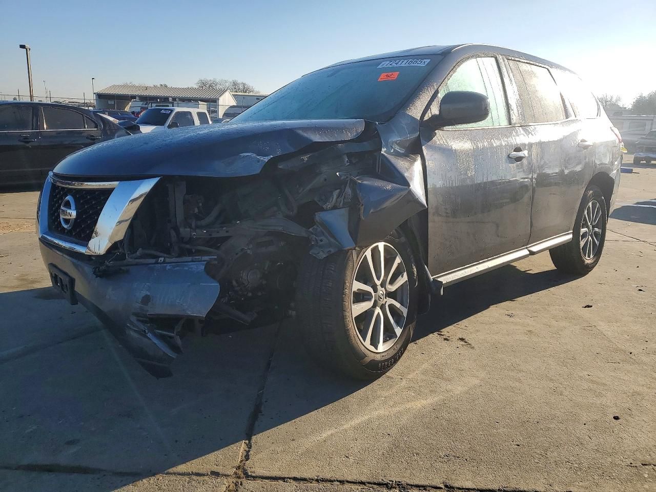 2013 Nissan Pathfinder s