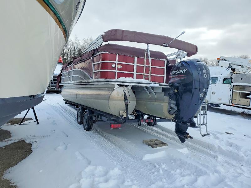 2013 Mercury Boat