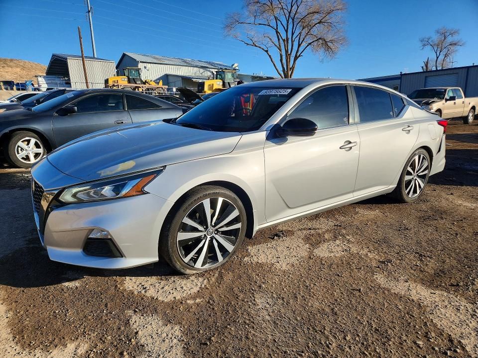 2020 Nissan Altima sr