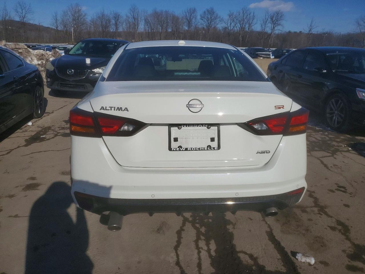 2024 Nissan Altima 2.5 sr