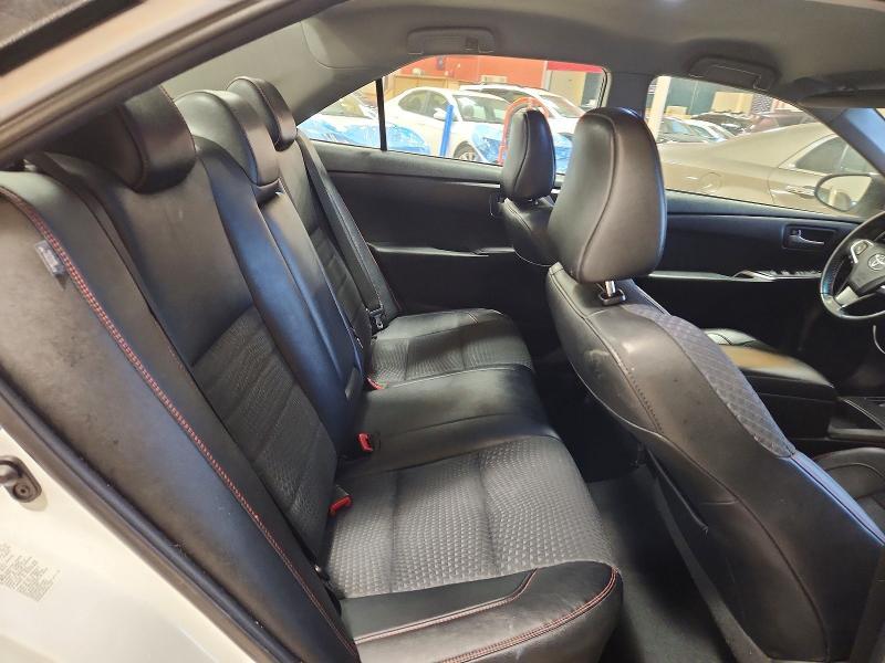 2015 Toyota Camry le
