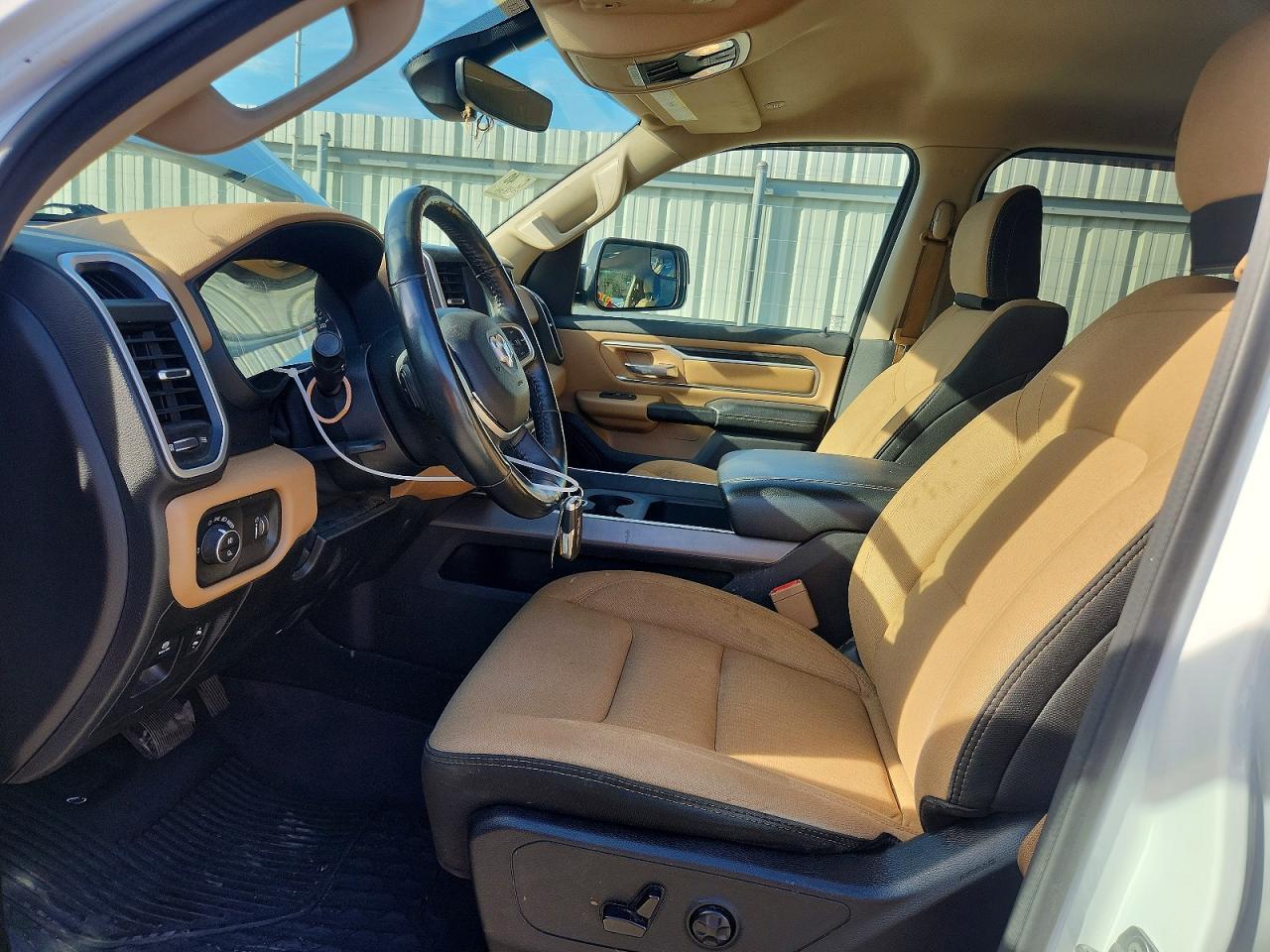 2020 Dodge Ram 1500 big Horn/lone Star