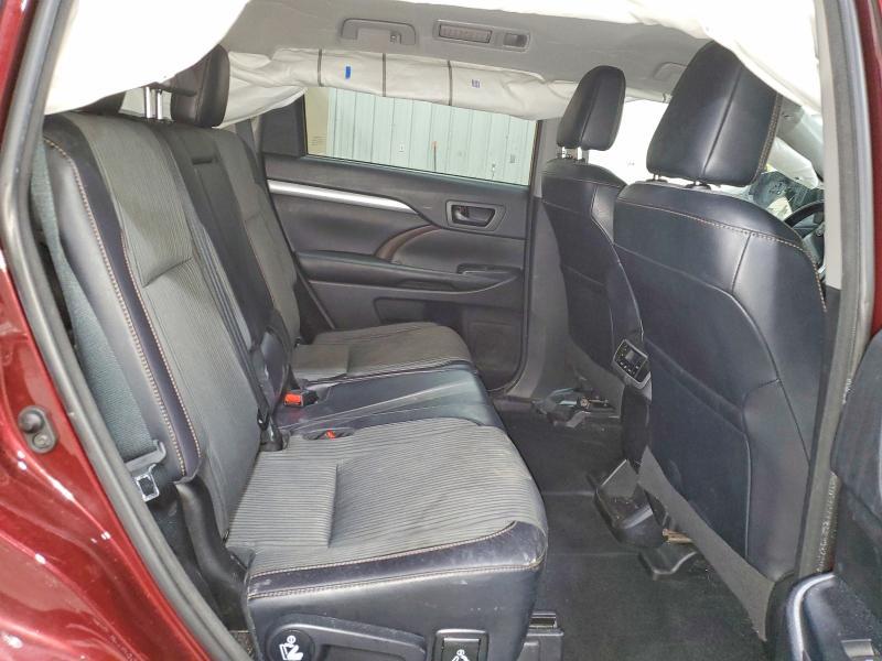 2018 Toyota Highlander le