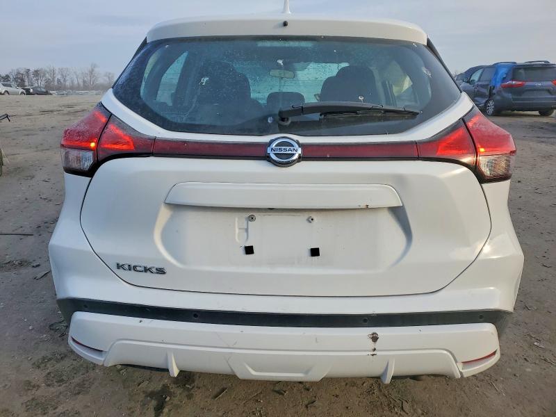 2021 Nissan Kicks s