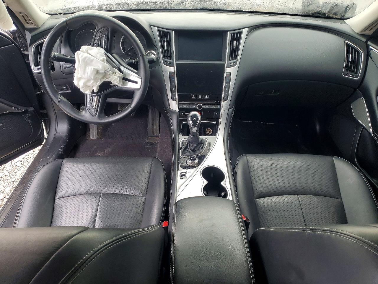 2022 Infiniti Q50 Luxe