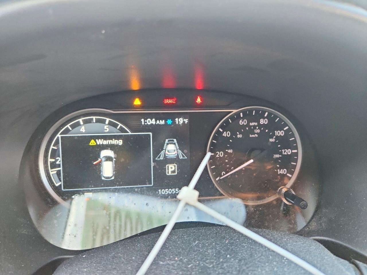 2020 Nissan Kicks sr