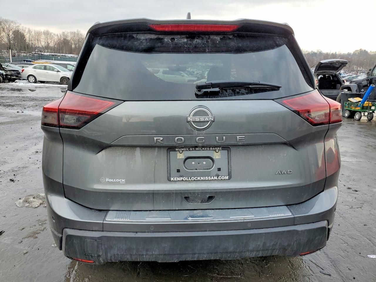 2025 Nissan Rogue sv