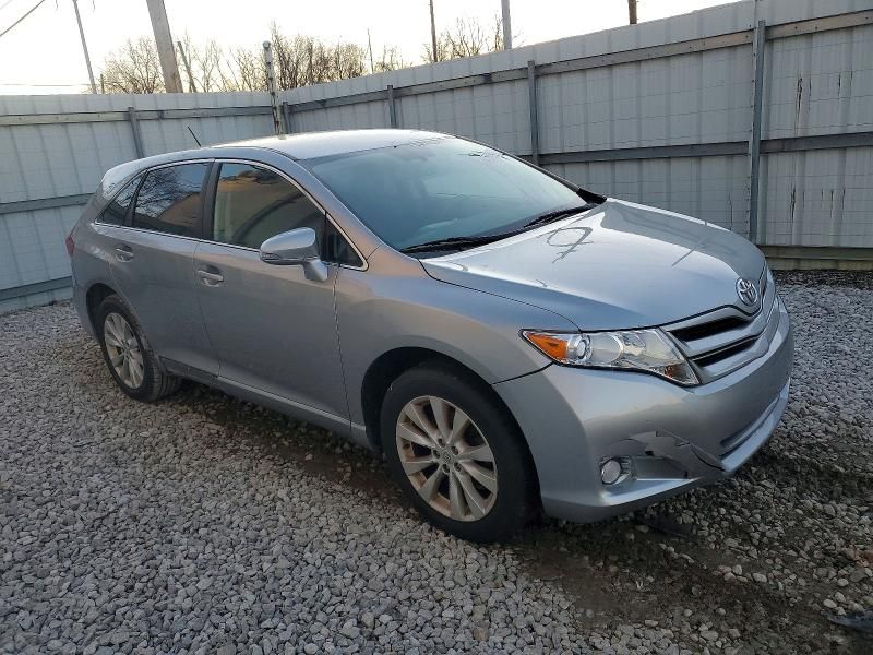 2015 Toyota Venza le