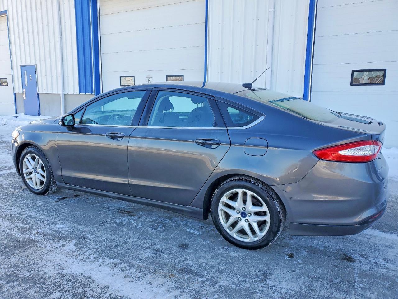 2016 Ford Fusion se