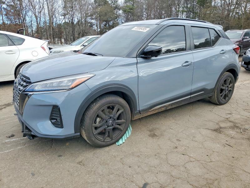 2024 Nissan Kicks sr