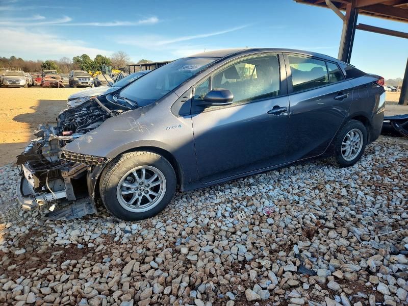 2022 Toyota Prius Night Shade