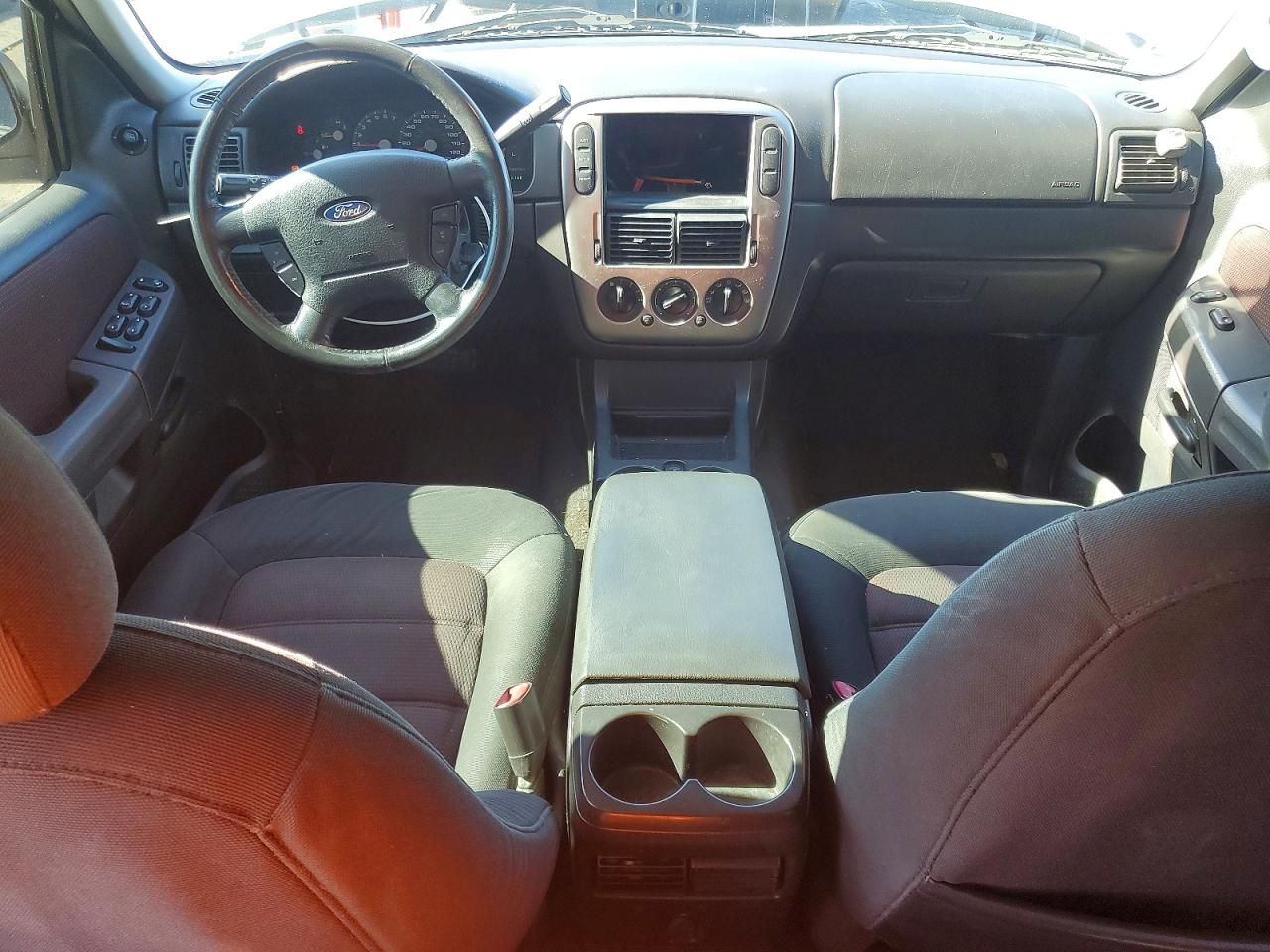 2005 Ford Explorer xlt