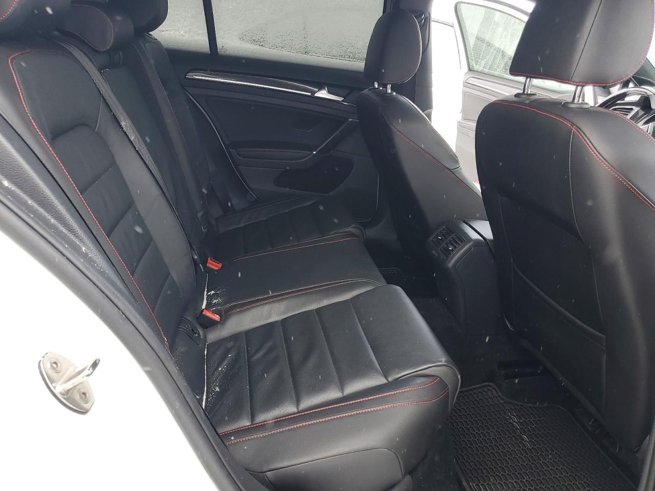 2017 Volkswagen Gti S/se