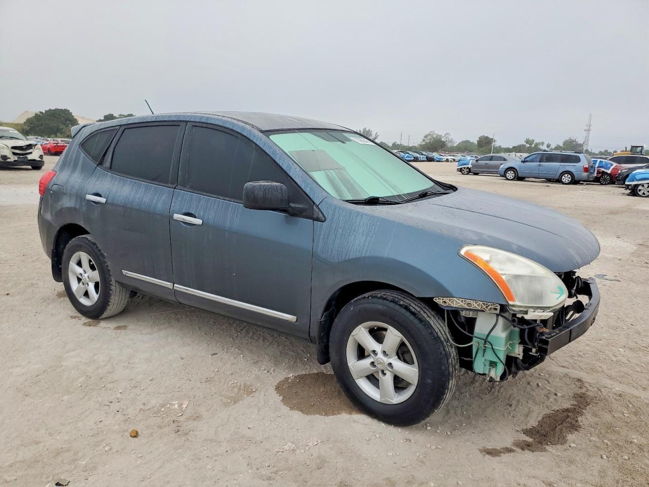 2013 Nissan Rogue s