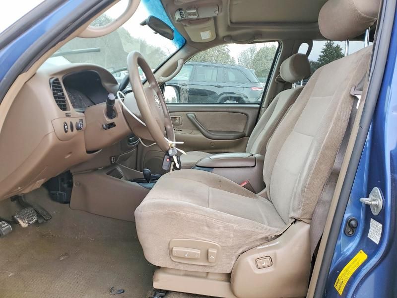 2003 Toyota Sequoia SR5