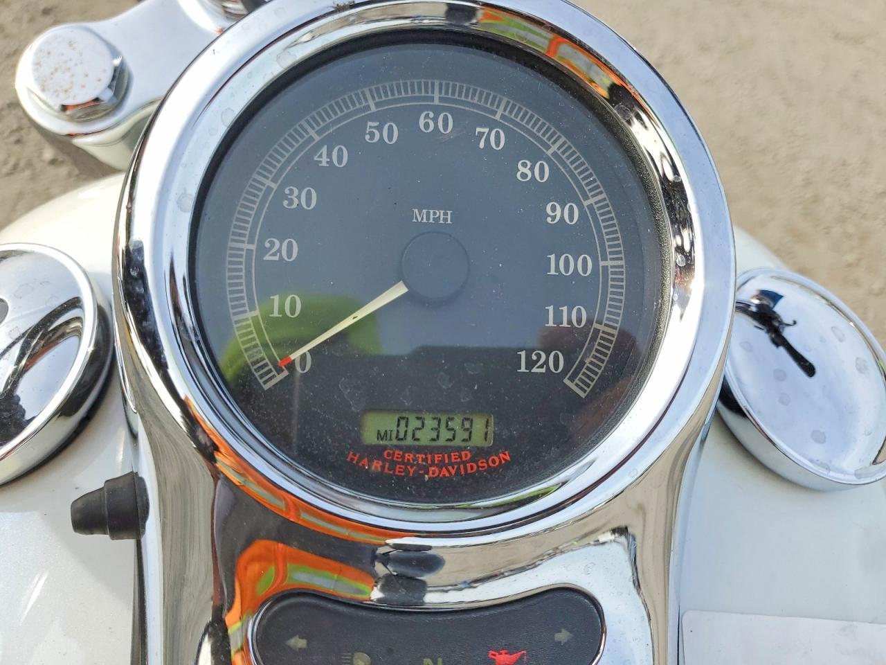 2004 Harley-Davidson Fxstdi