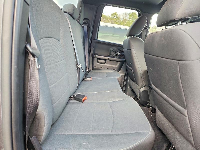 2022 Dodge Ram 1500 Classic slt