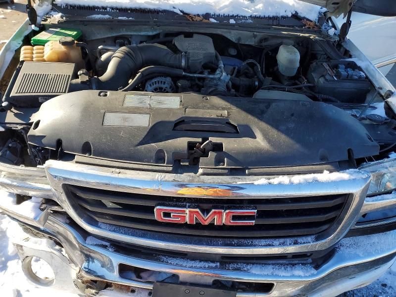 2004 GMC Sierra K2500 Heavy Duty