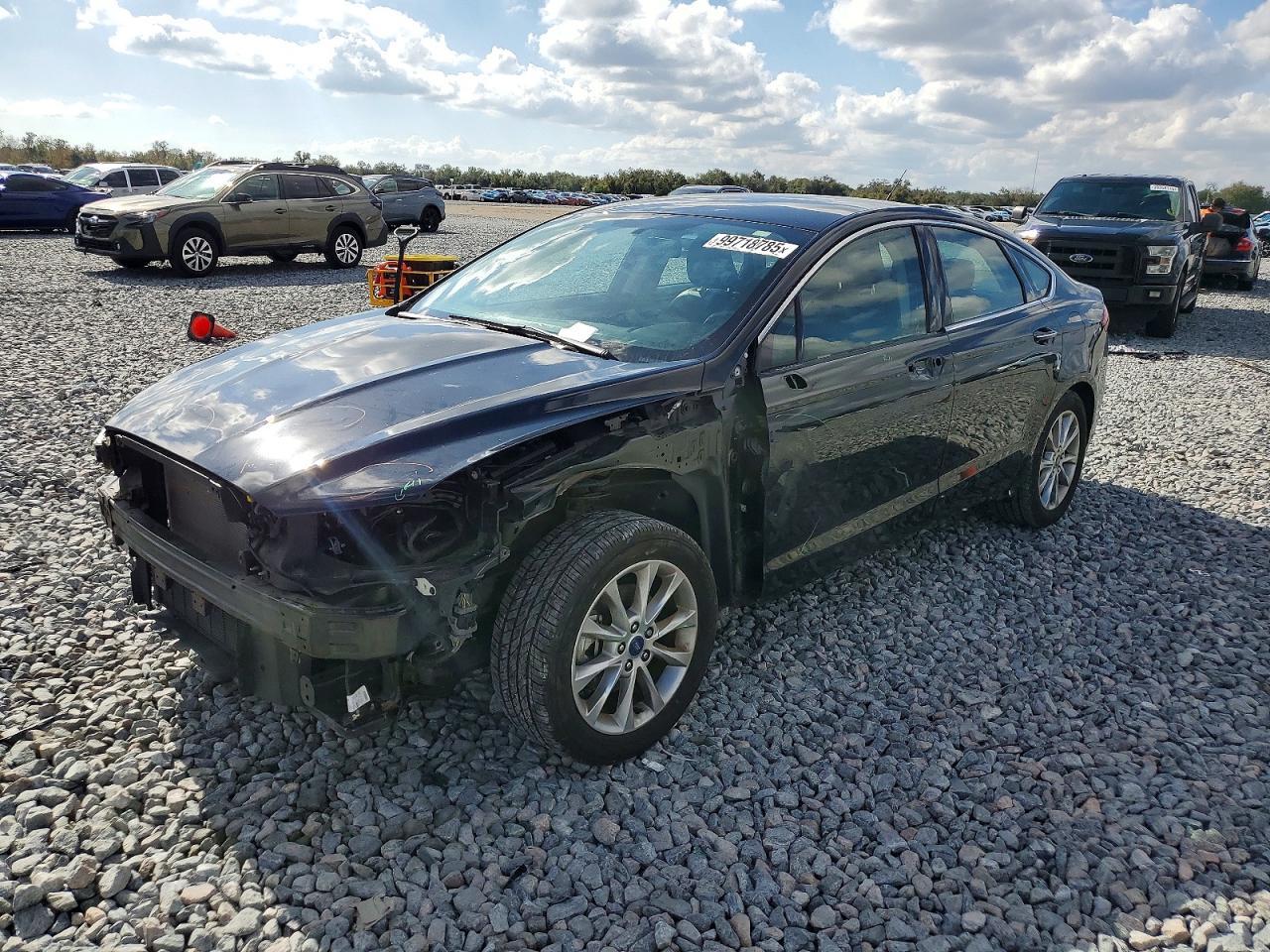 2017 Ford Fusion se