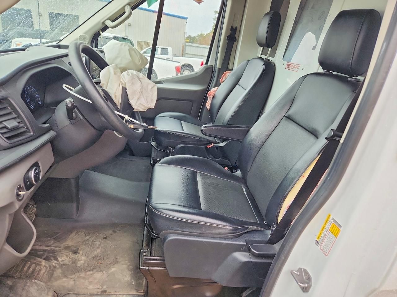 2020 Ford Transit Cargo van t