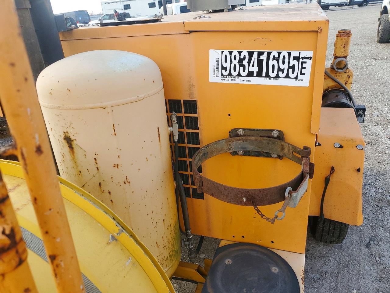 2001 Fenx 2001 Manhole Support Trailer